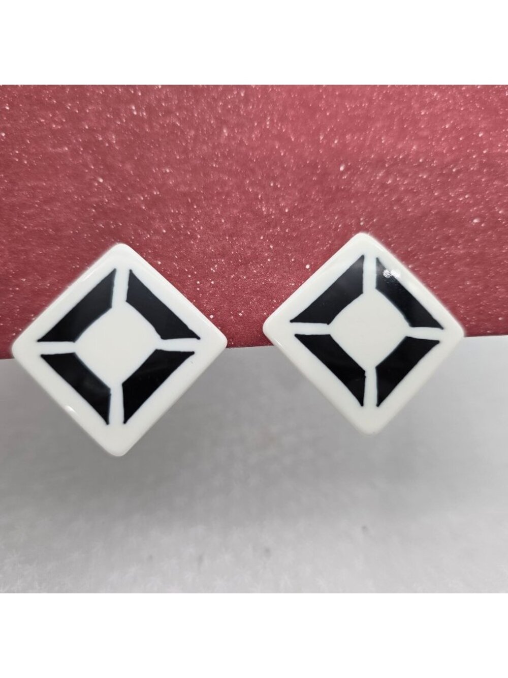 Vintage Acrylic Black & White Geometric Square Clip-On Earrings Retro Statement